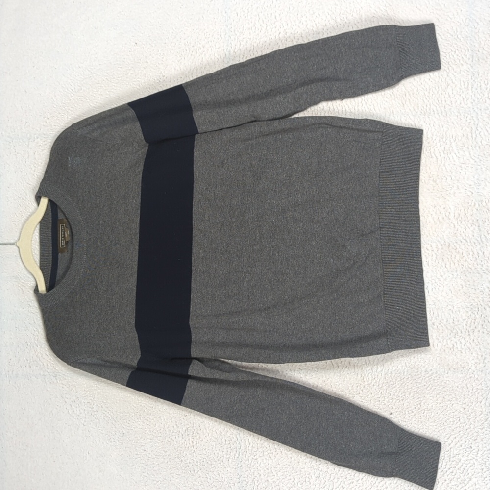 Rorie Whelan Men's Gray & Navy Active‎ Crewneck Sweater Size S